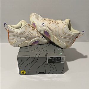 Jordan Tatum 3 ‘Off Season’ Size: 9 / 11 (HV5882-100)